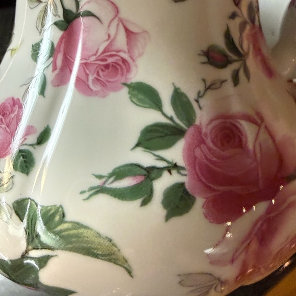 NWT Kent Pottery Floral Teapot with Pink Roses - Picture 8 of 9